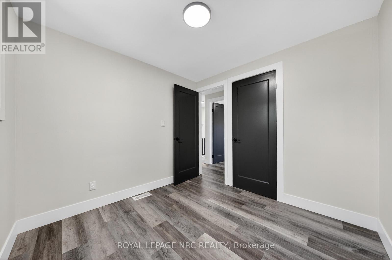 970 PARKDALE AVENUE - 26