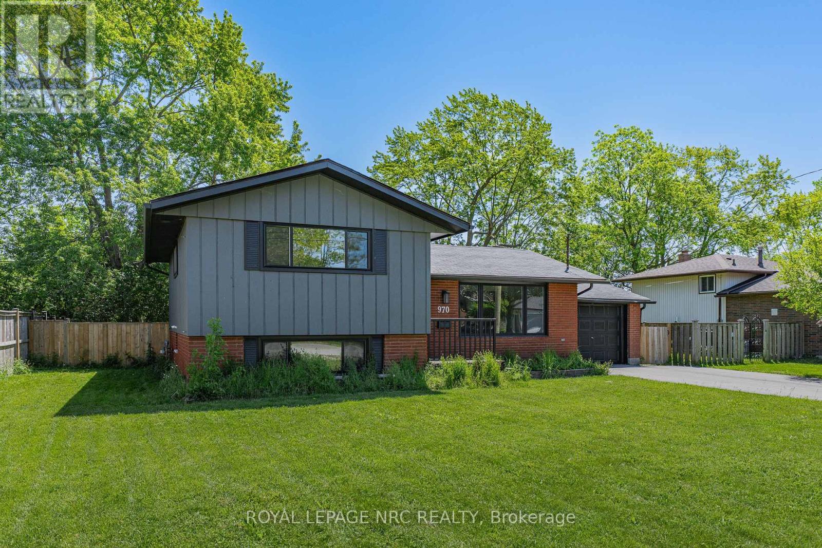 970 PARKDALE AVENUE - 3