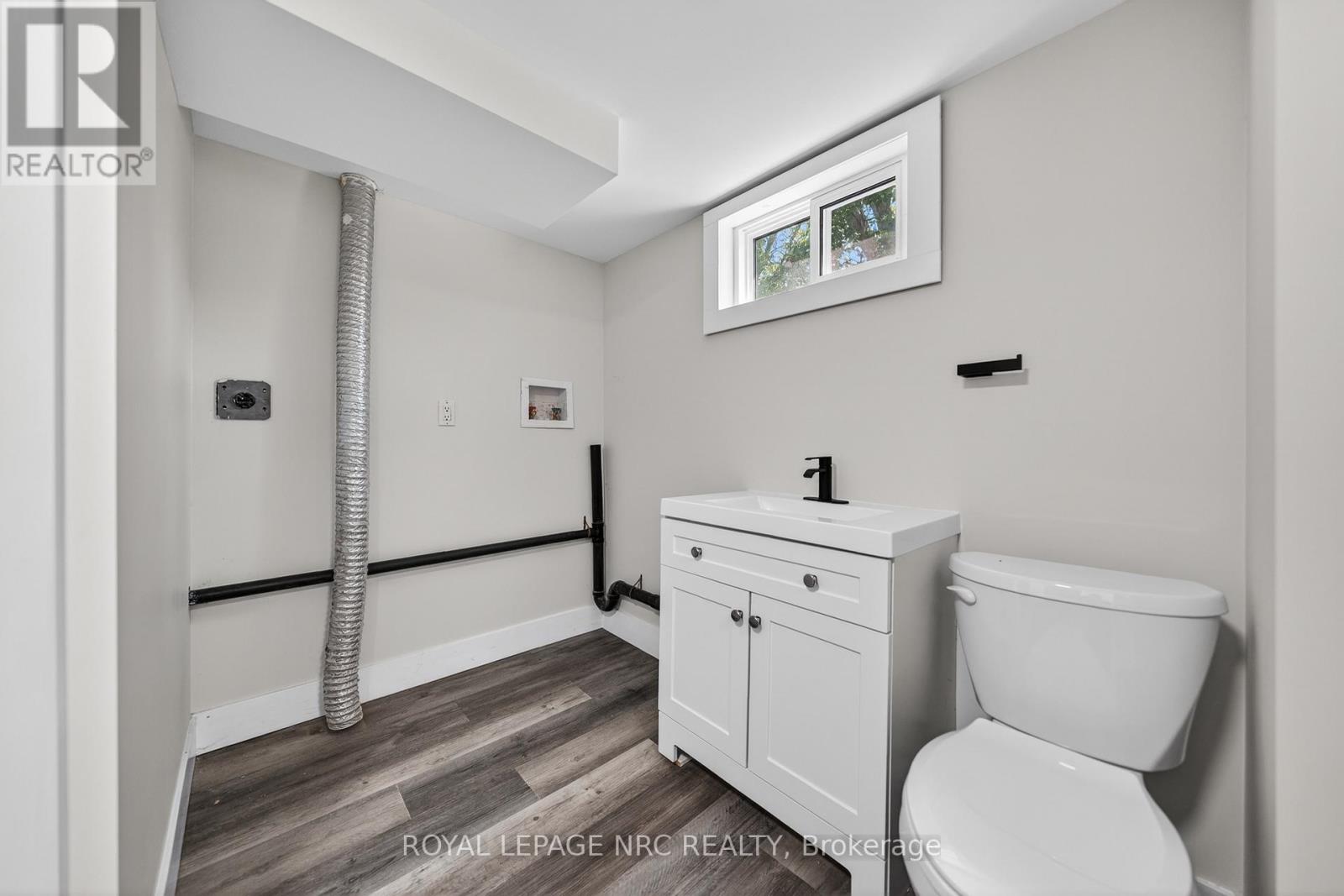 970 PARKDALE AVENUE - 32