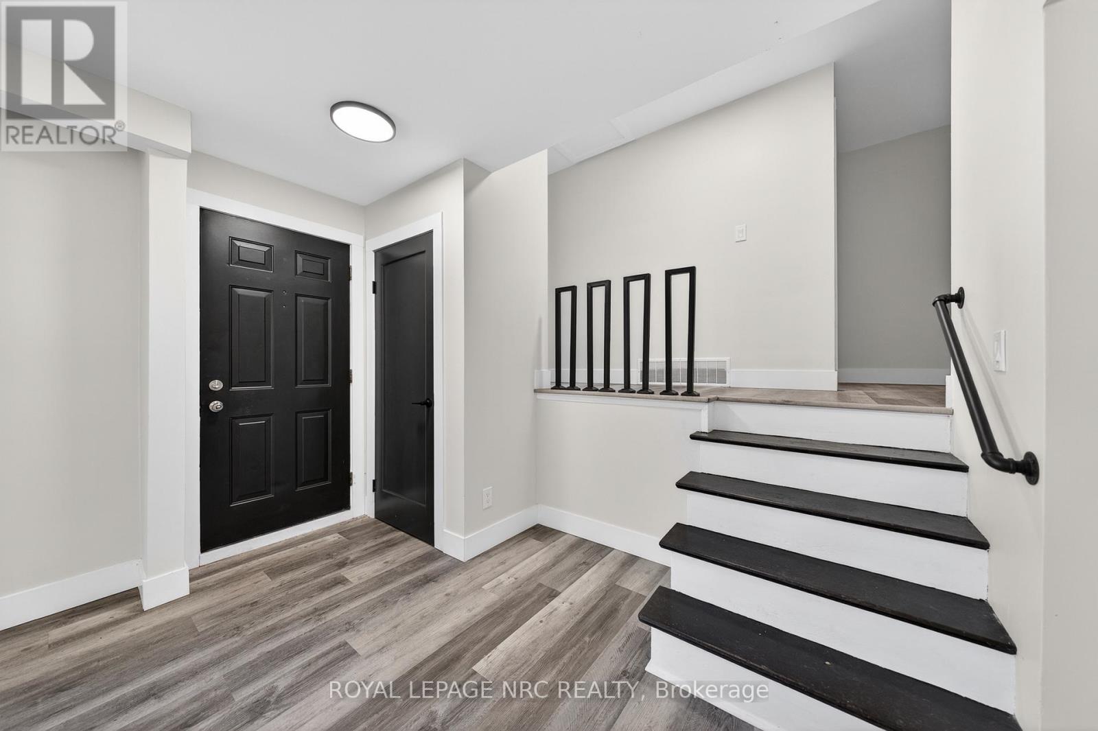 970 PARKDALE AVENUE - 5