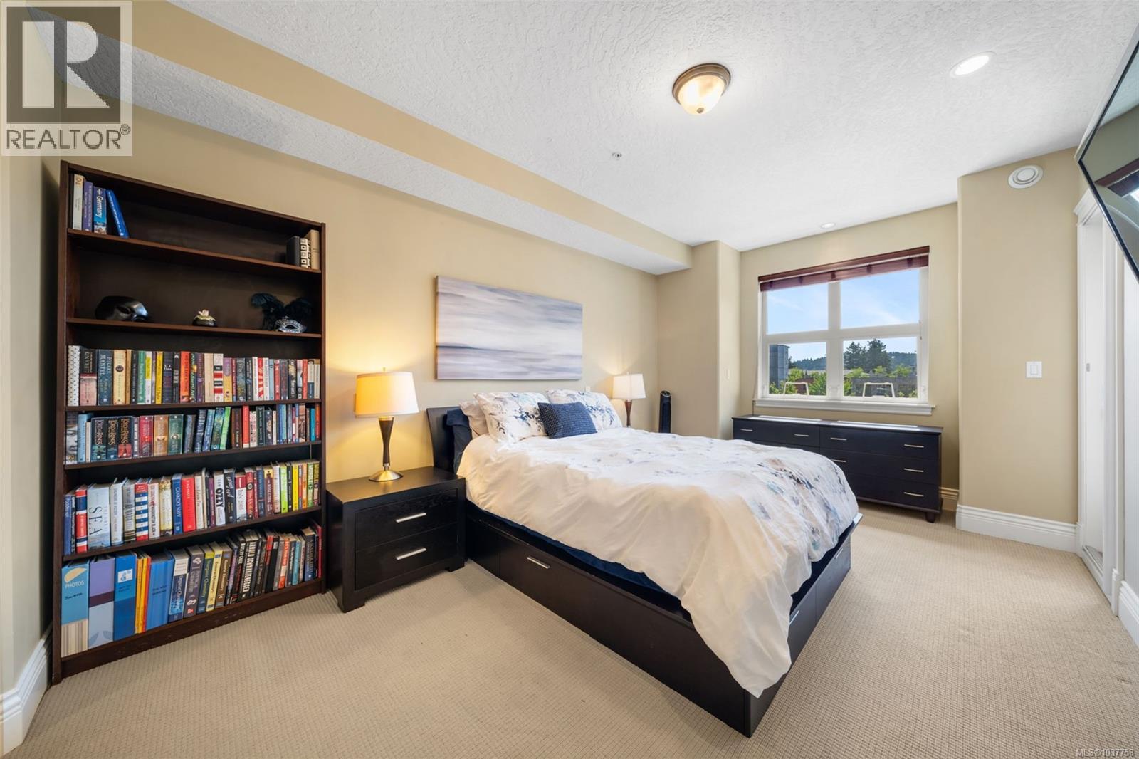 #303 755 Goldstream Ave - 17