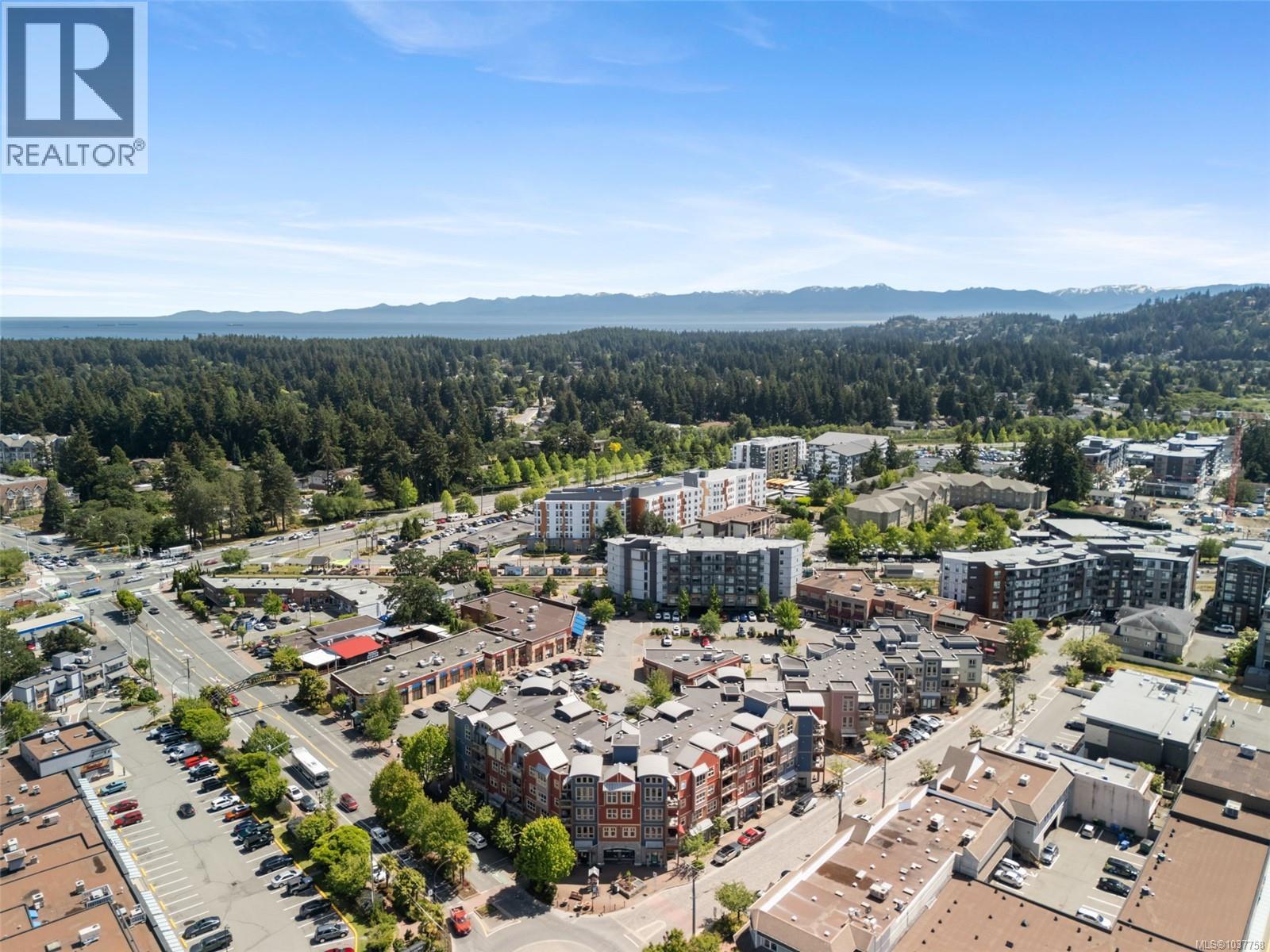 #303 755 Goldstream Ave - 27