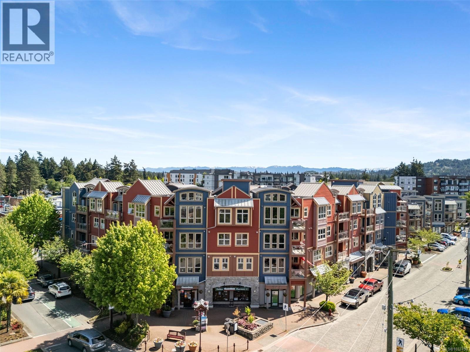 #303 755 Goldstream Ave - 29