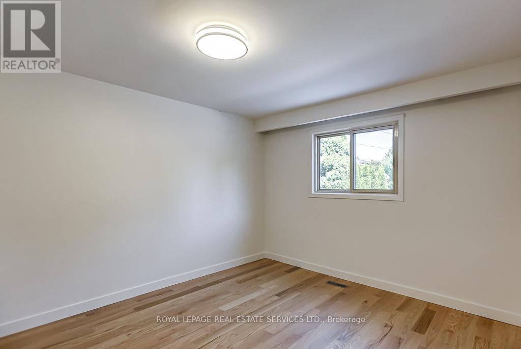 38 JELLICOE AVENUE - 17