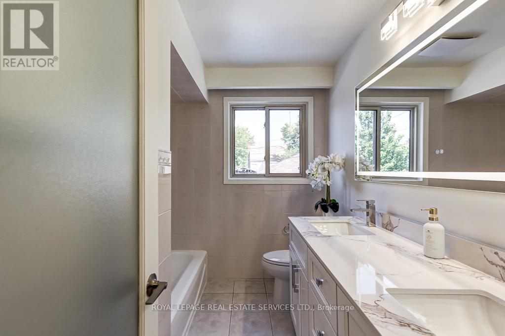 38 JELLICOE AVENUE - 19
