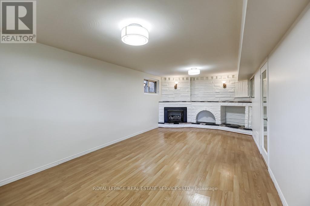 38 JELLICOE AVENUE - 25