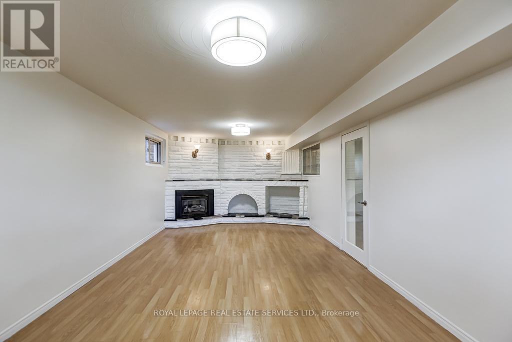 38 JELLICOE AVENUE - 24