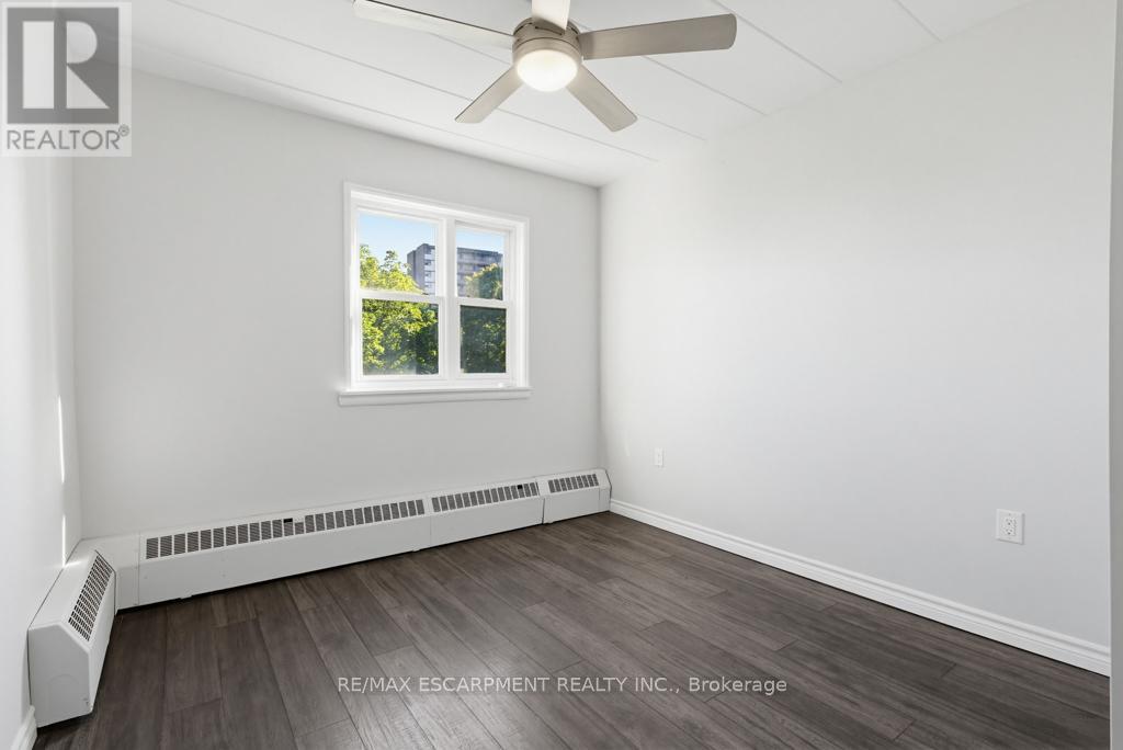 #404 107 ST. JOSEPH'S DRIVE - 21