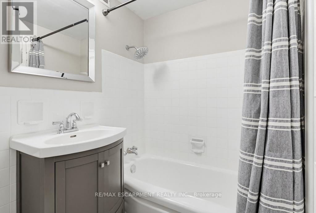 #404 107 ST. JOSEPH'S DRIVE - 24