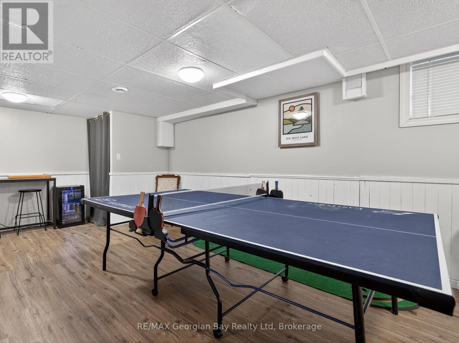 1060 HARBOURVIEW DRIVE - 21