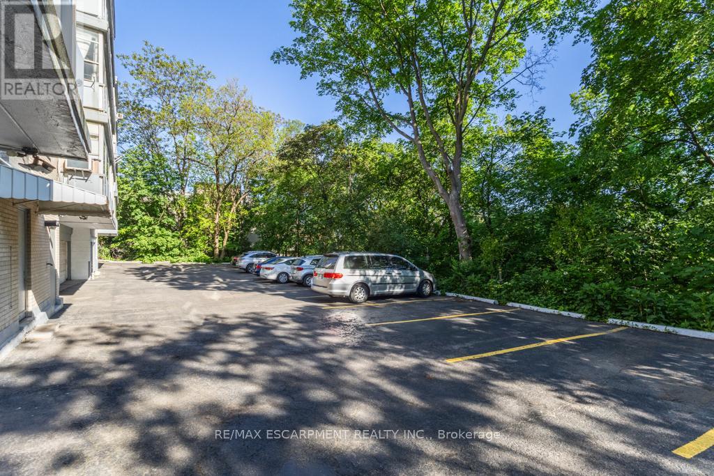 #404 107 ST. JOSEPH'S DRIVE - 29