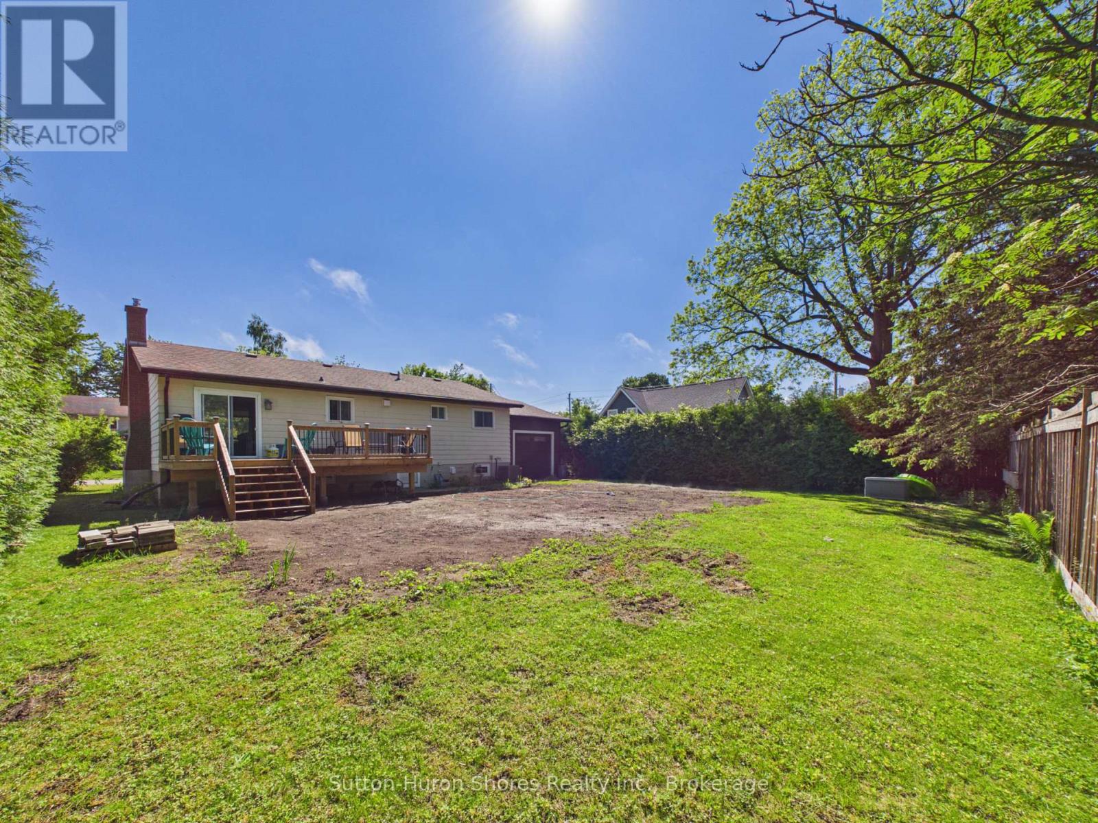 336 LANSDOWNE STREET - 23