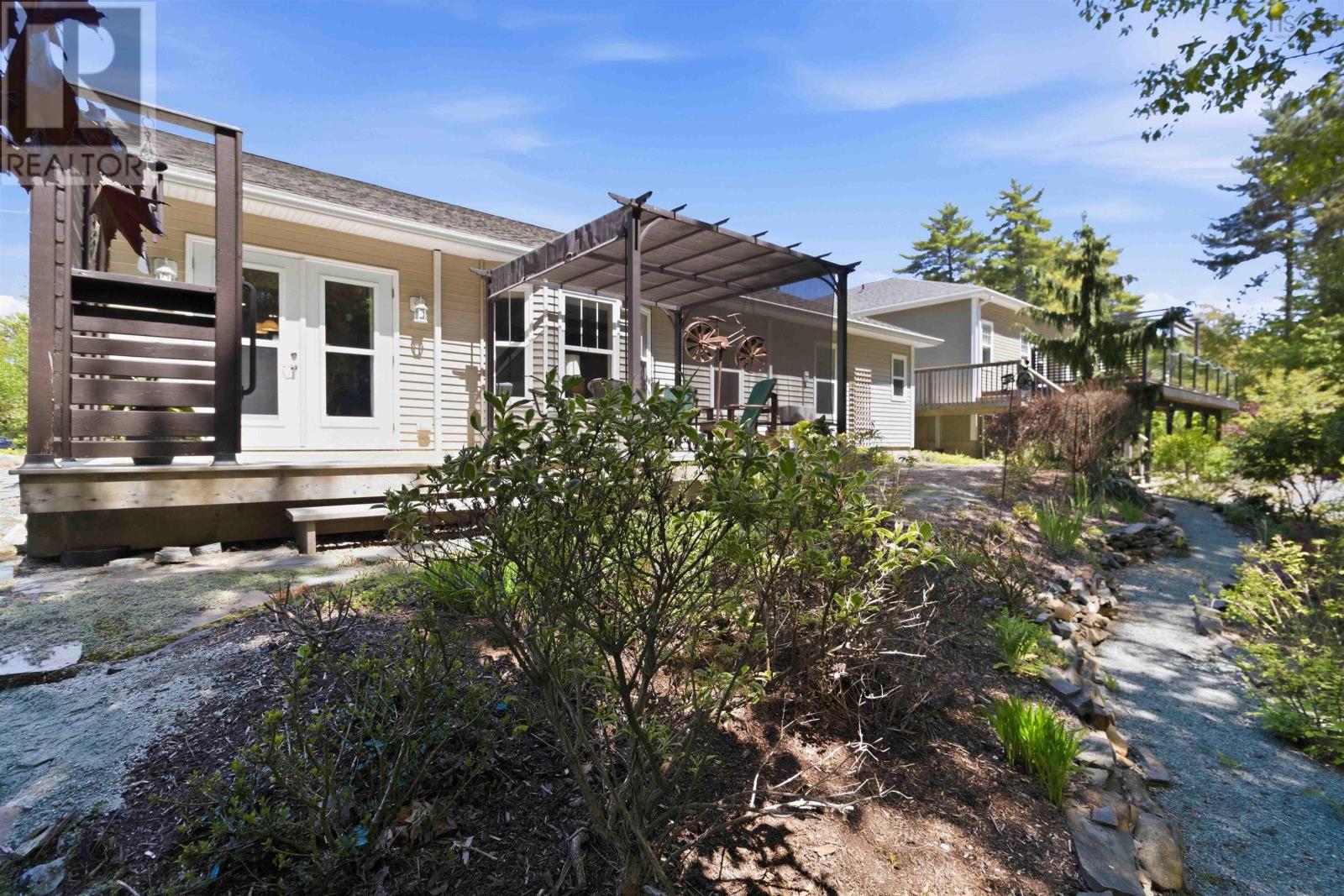 Property 43 of 50 of 32 Roundhouse Drive