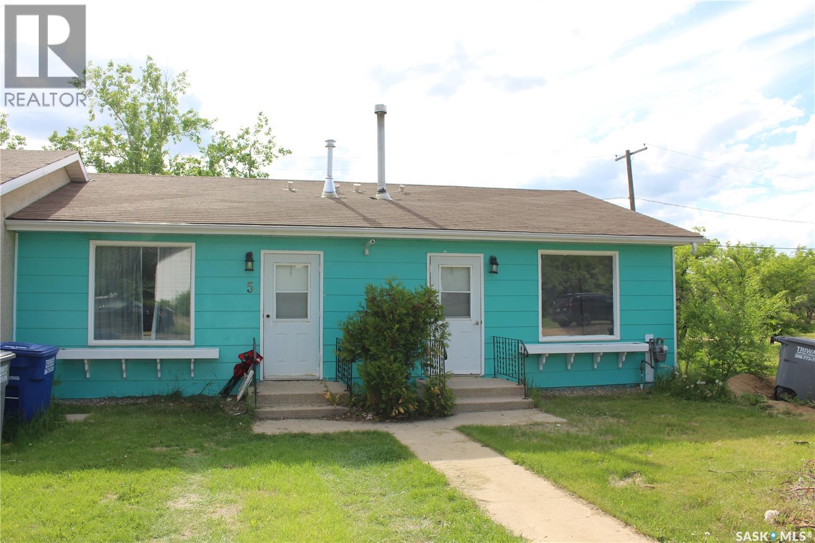 810 8th STREET - photo 2