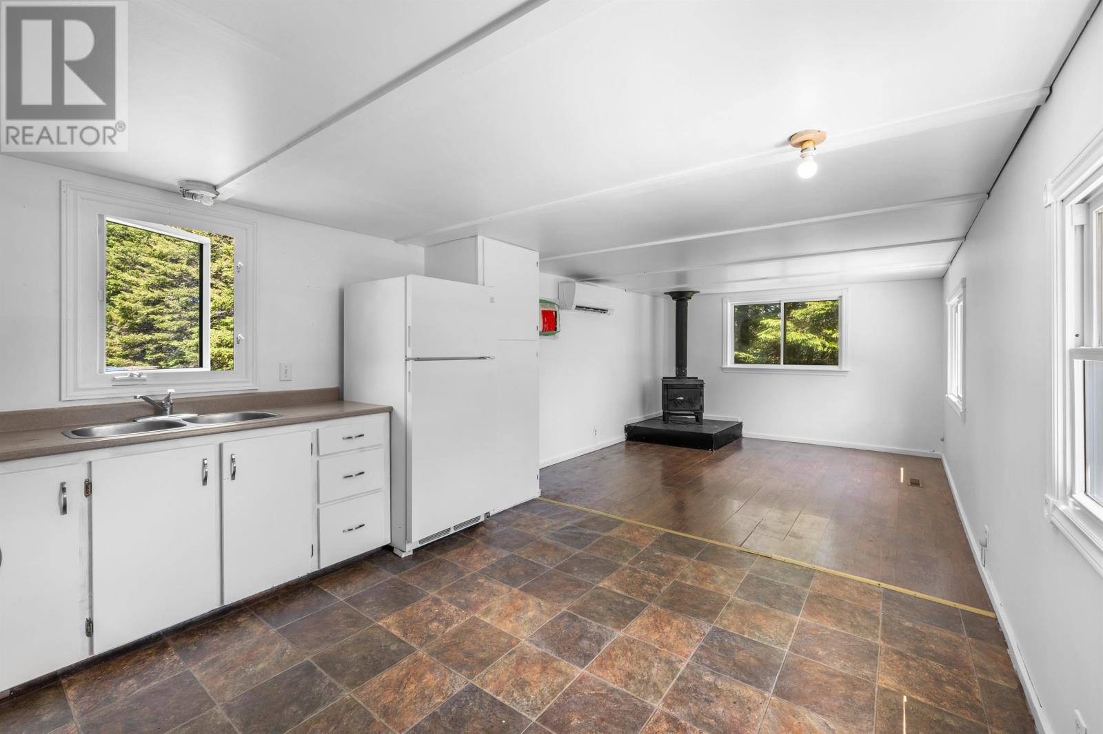 1146 Queens Road - 13