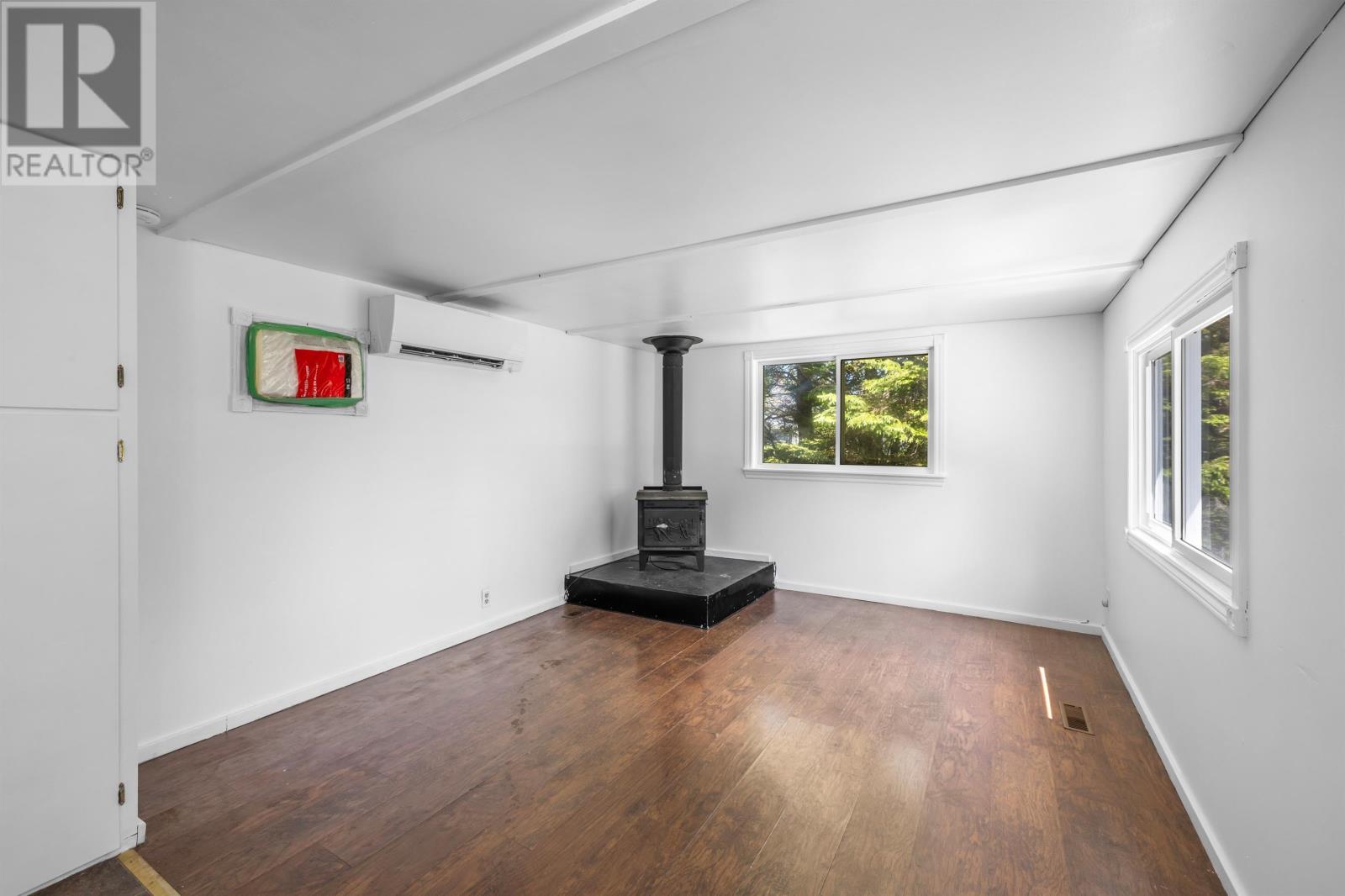 1146 Queens Road - 16