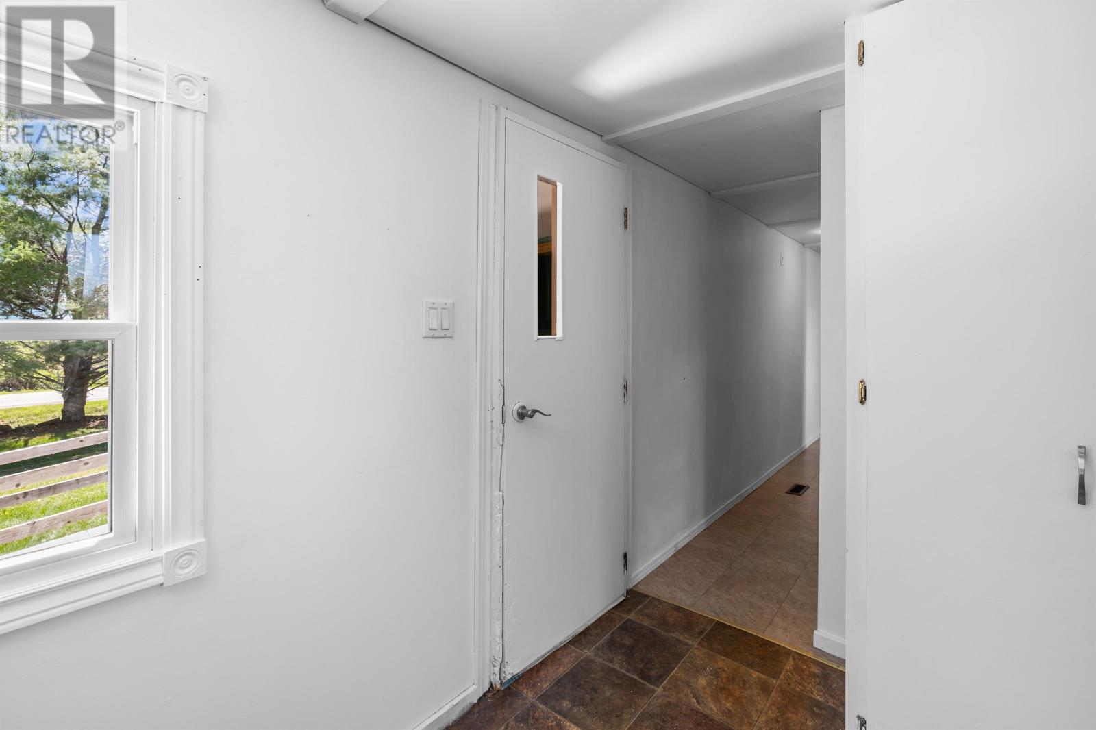 1146 Queens Road - 19