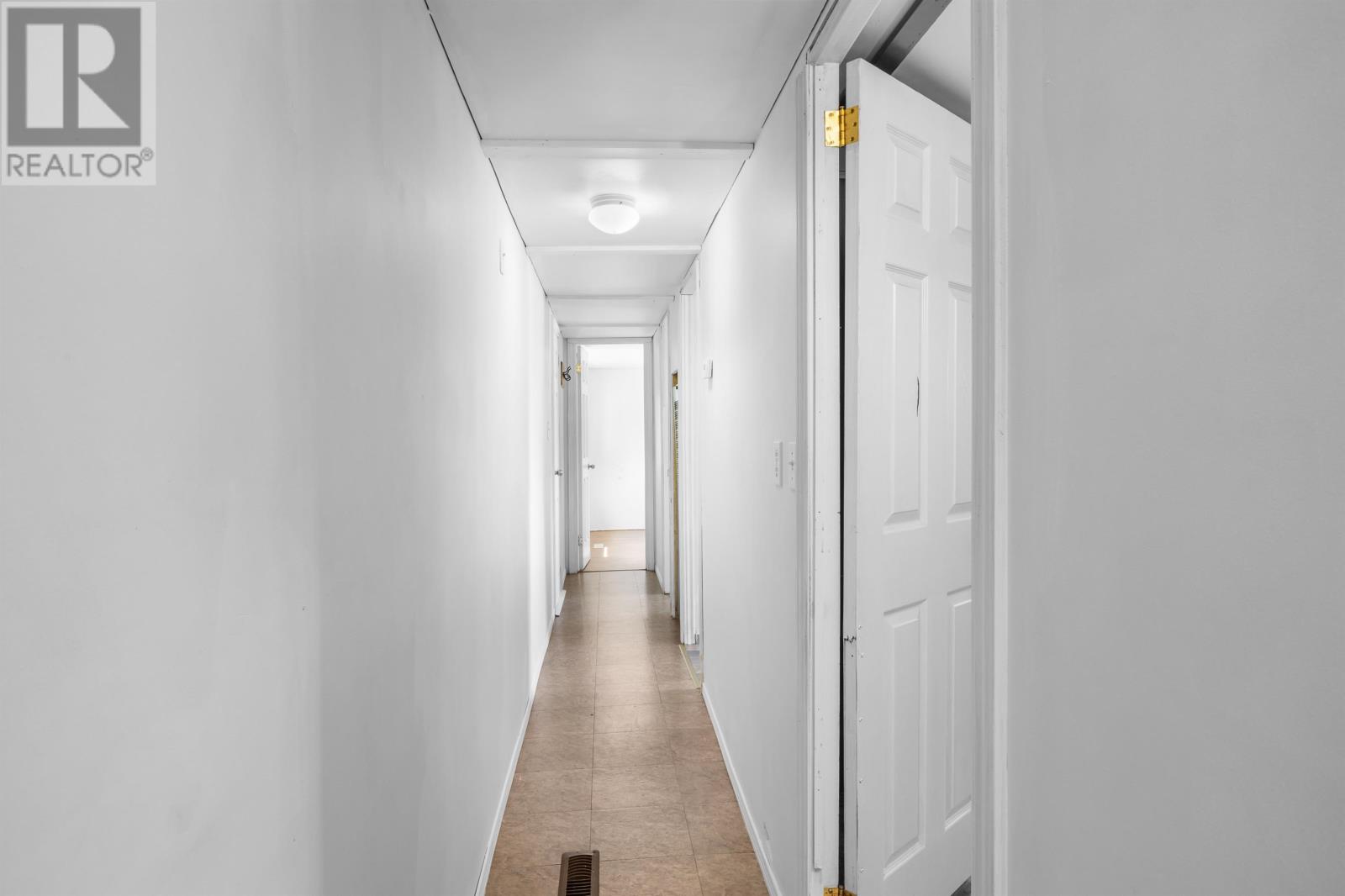 1146 Queens Road - 20