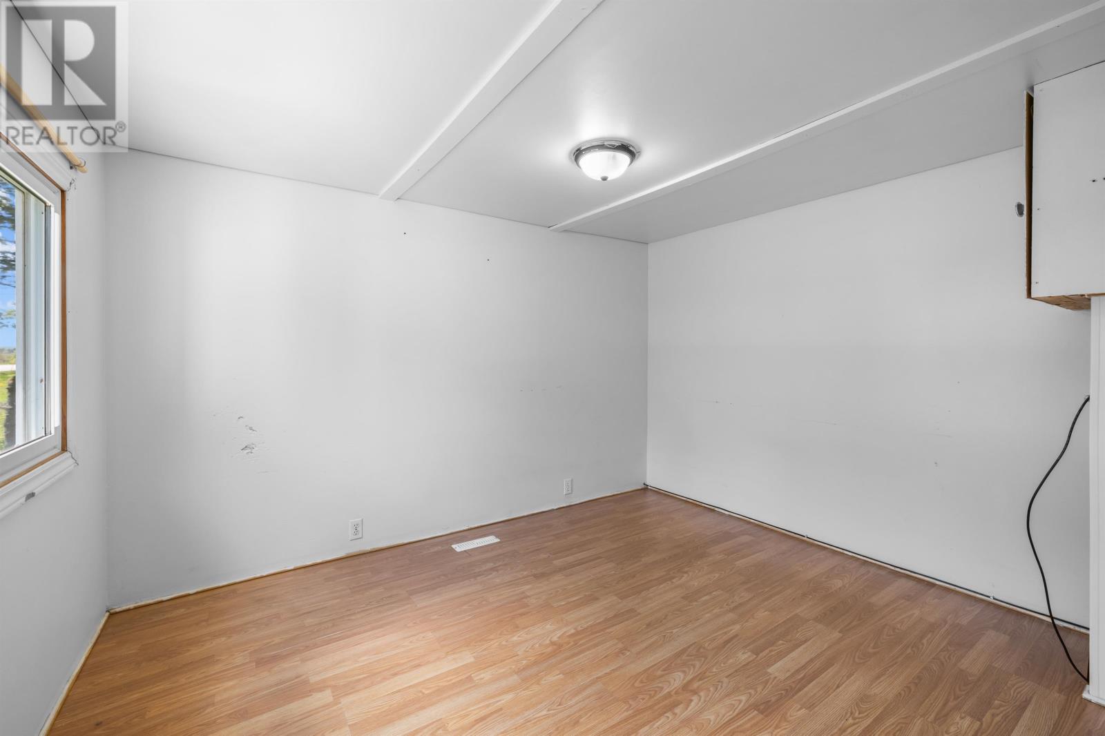 1146 Queens Road - 22