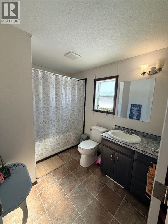 12072 TWP RD 1072 - 32