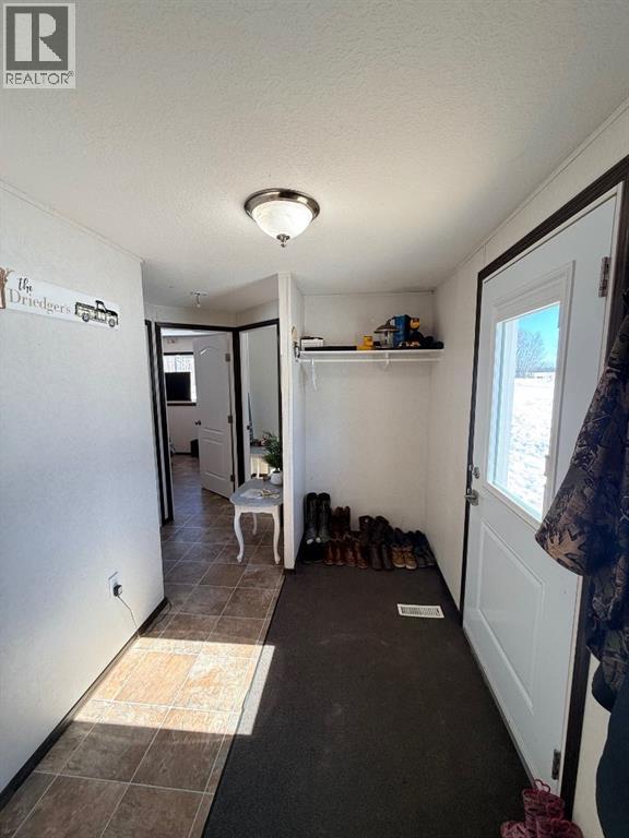 12072 TWP RD 1072 - 28