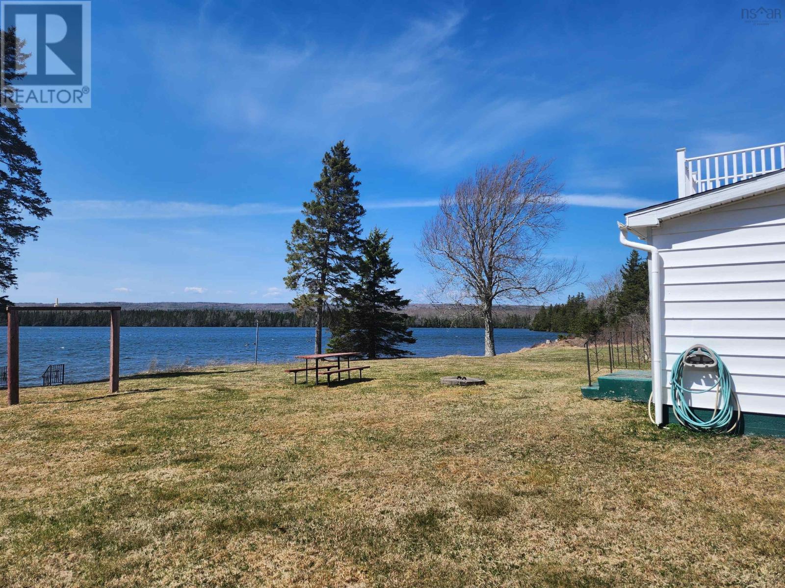 2280 Loch Lomond Road - 23