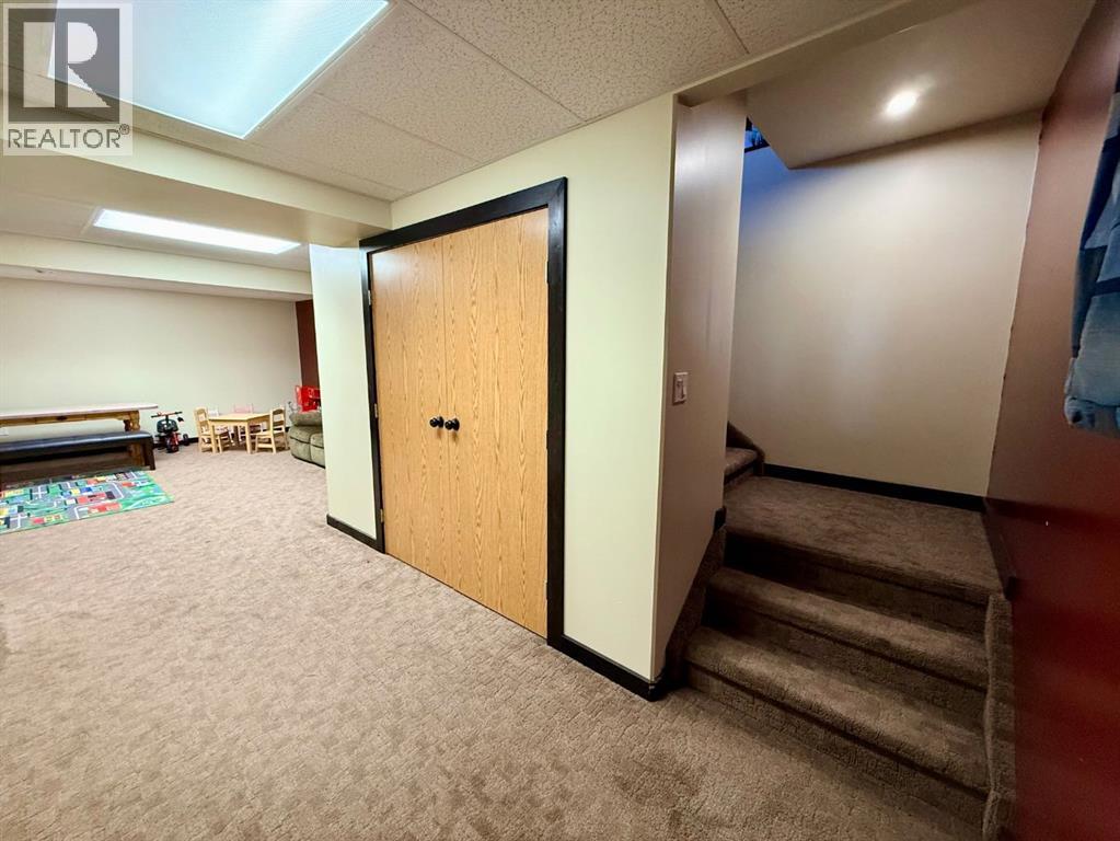 9206 94 Street — photo 27