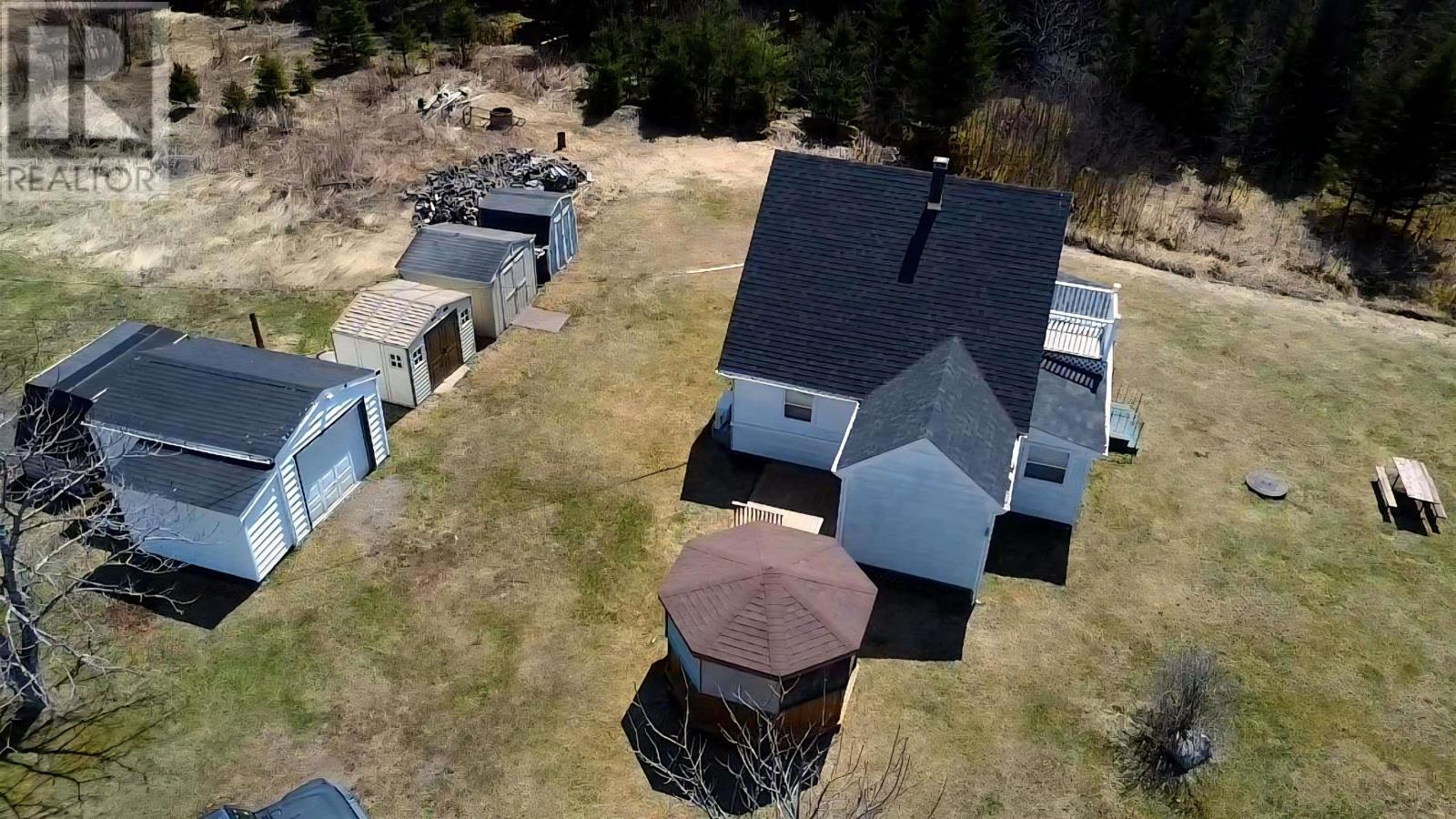 2280 Loch Lomond Road - 28
