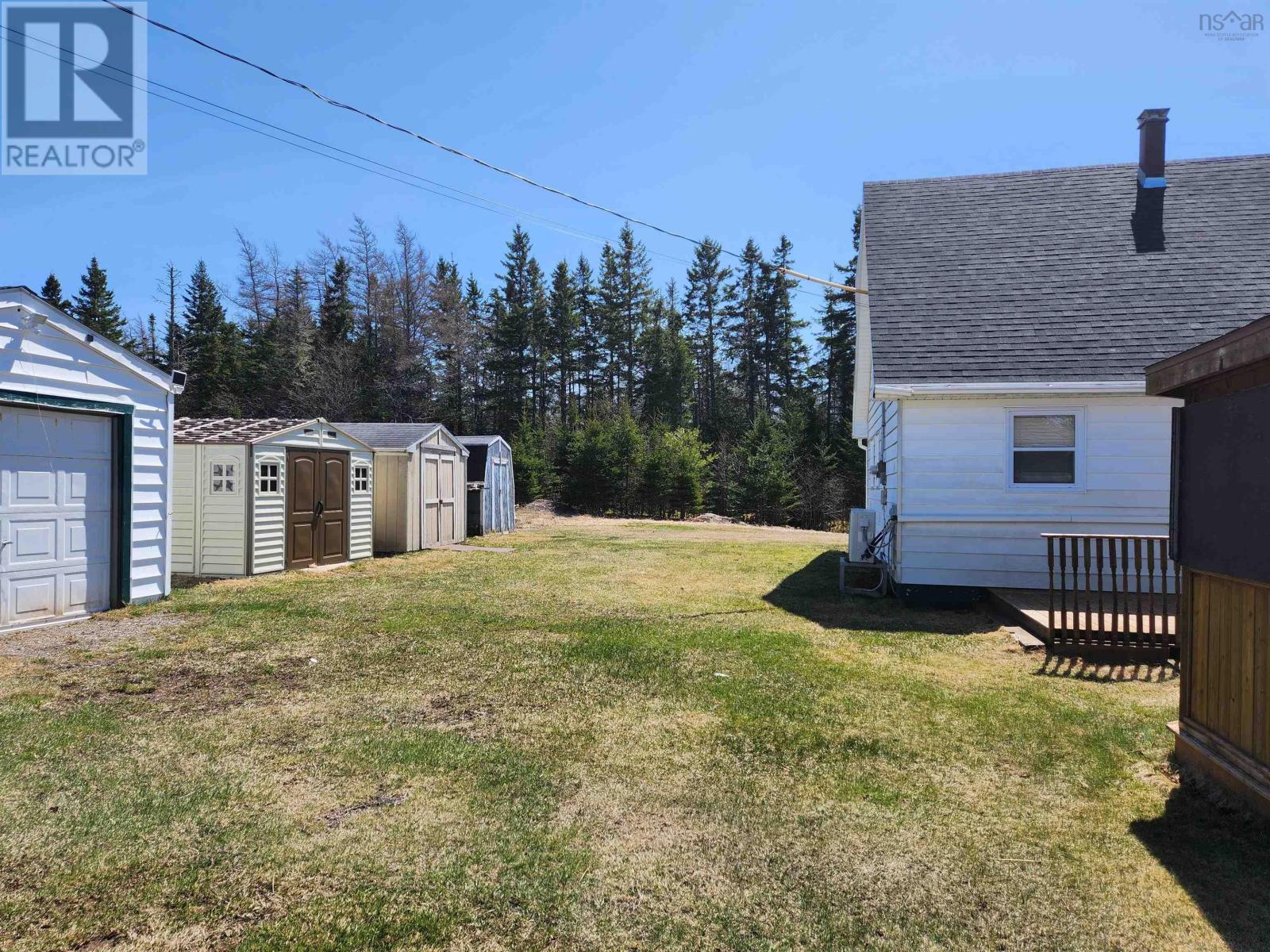 2280 Loch Lomond Road - 19