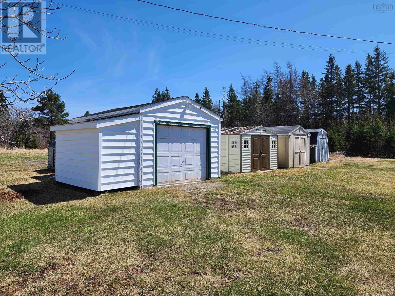 2280 Loch Lomond Road - 27