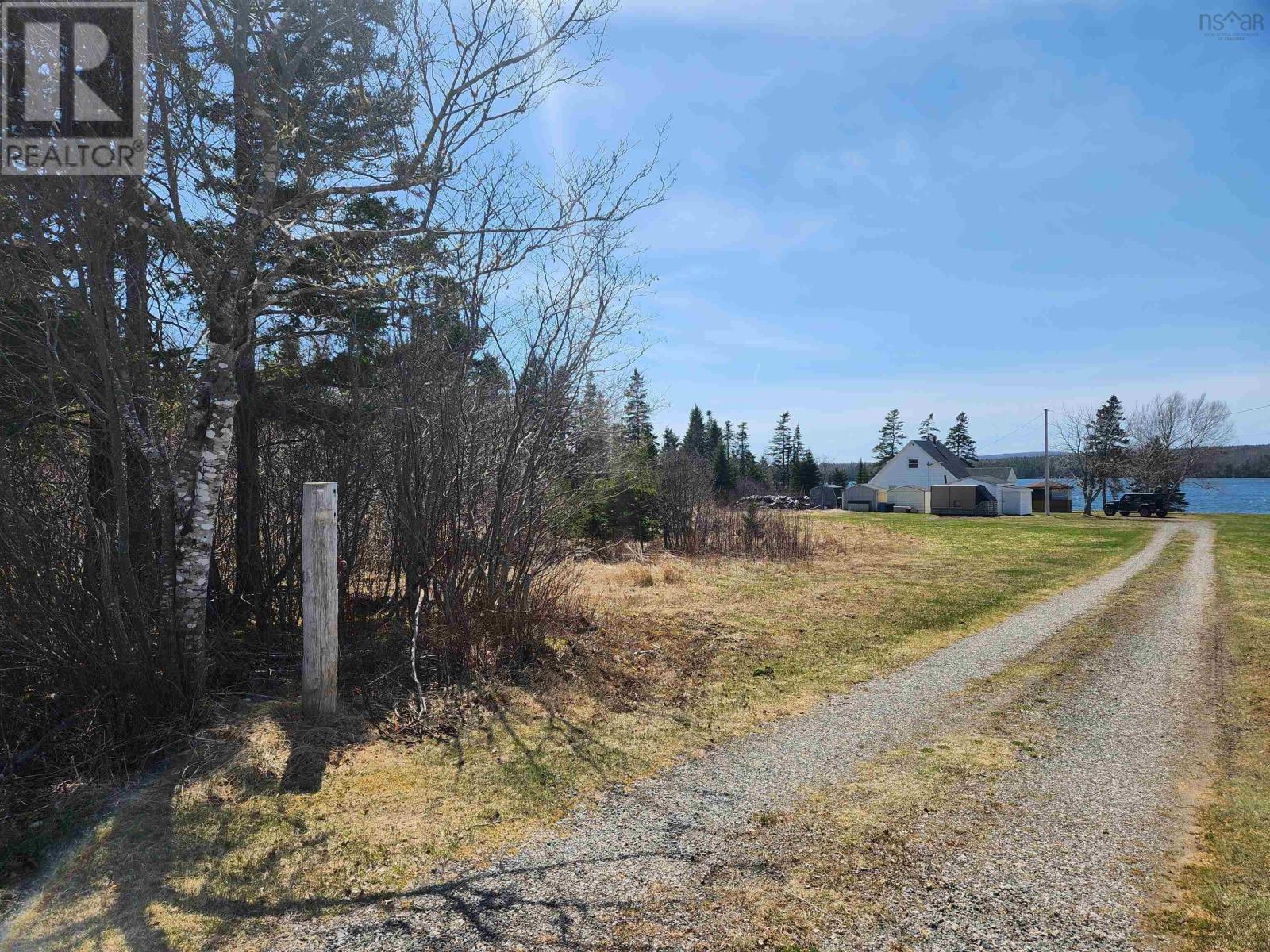 2280 Loch Lomond Road - 30