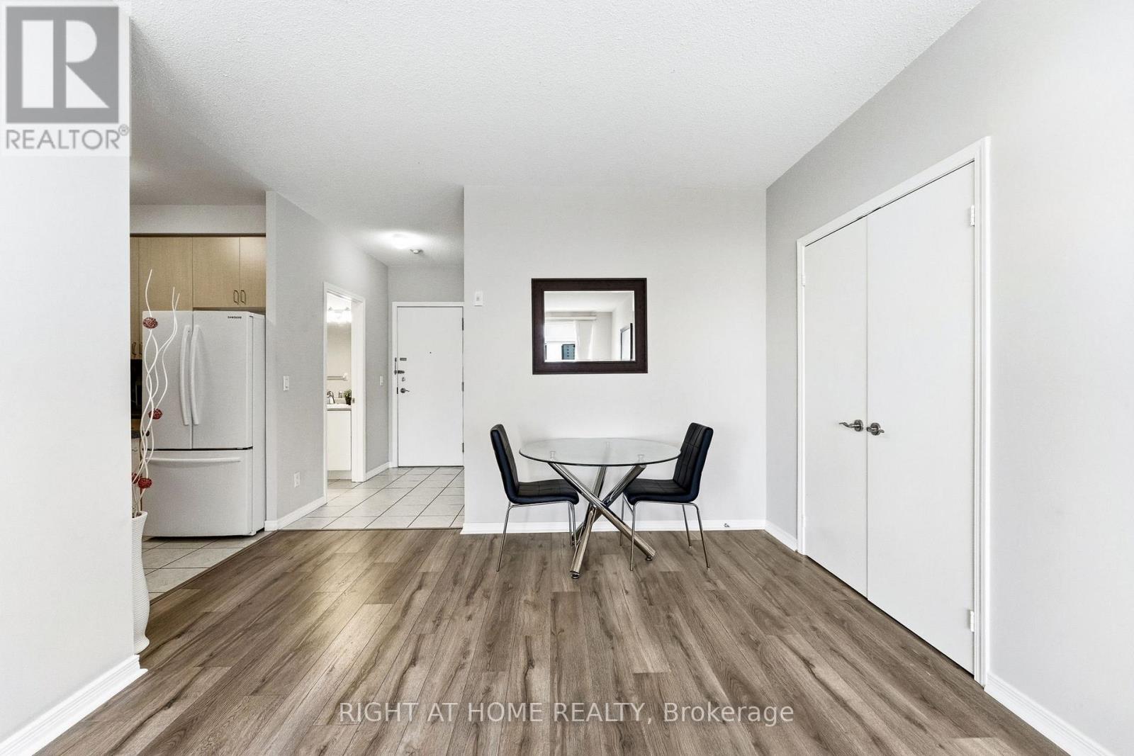 #PH01 3650 KINGSTON ROAD - 13