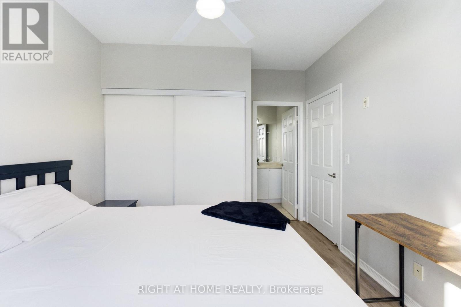 #PH01 3650 KINGSTON ROAD - 19