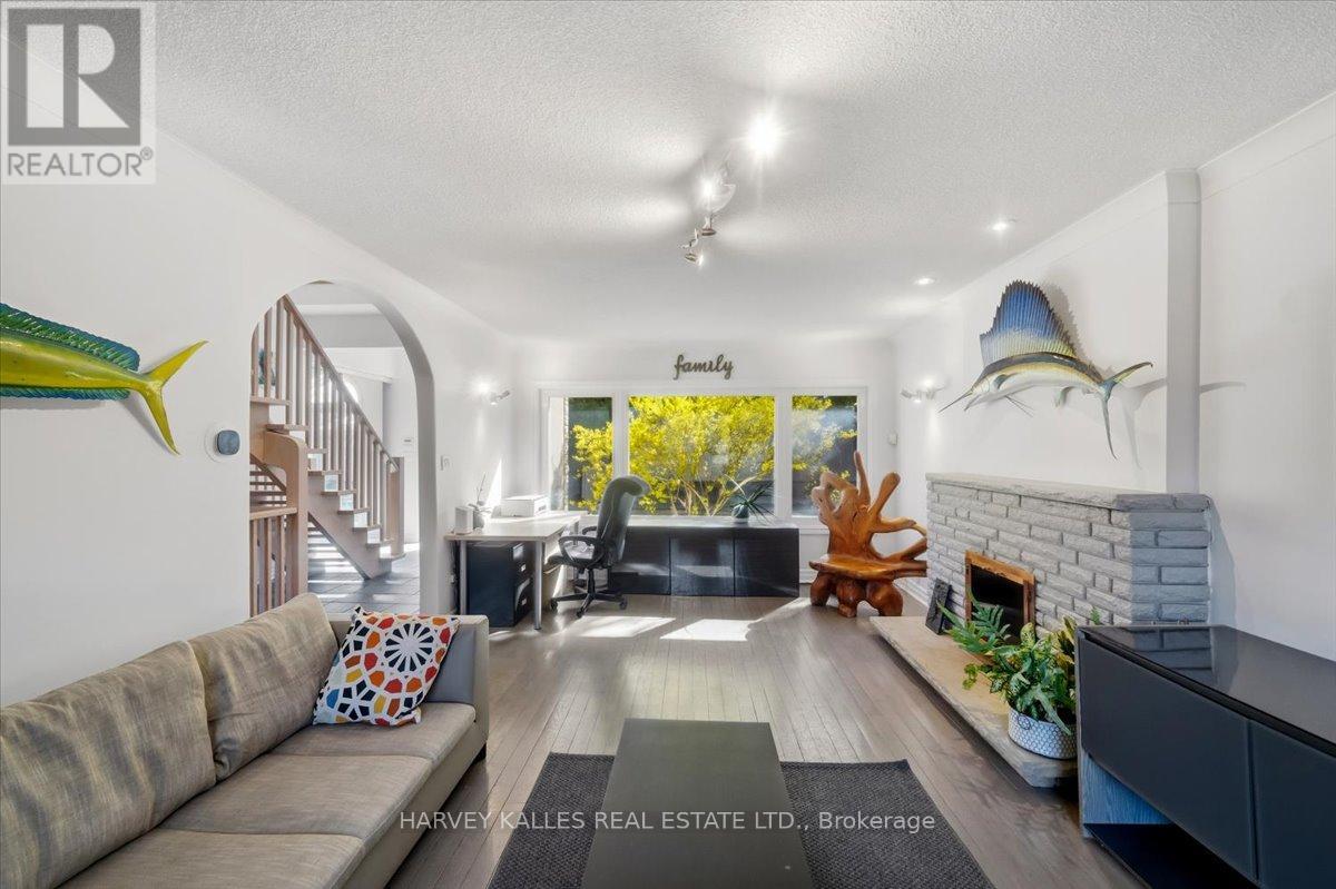 72 WALMER ROAD - 11