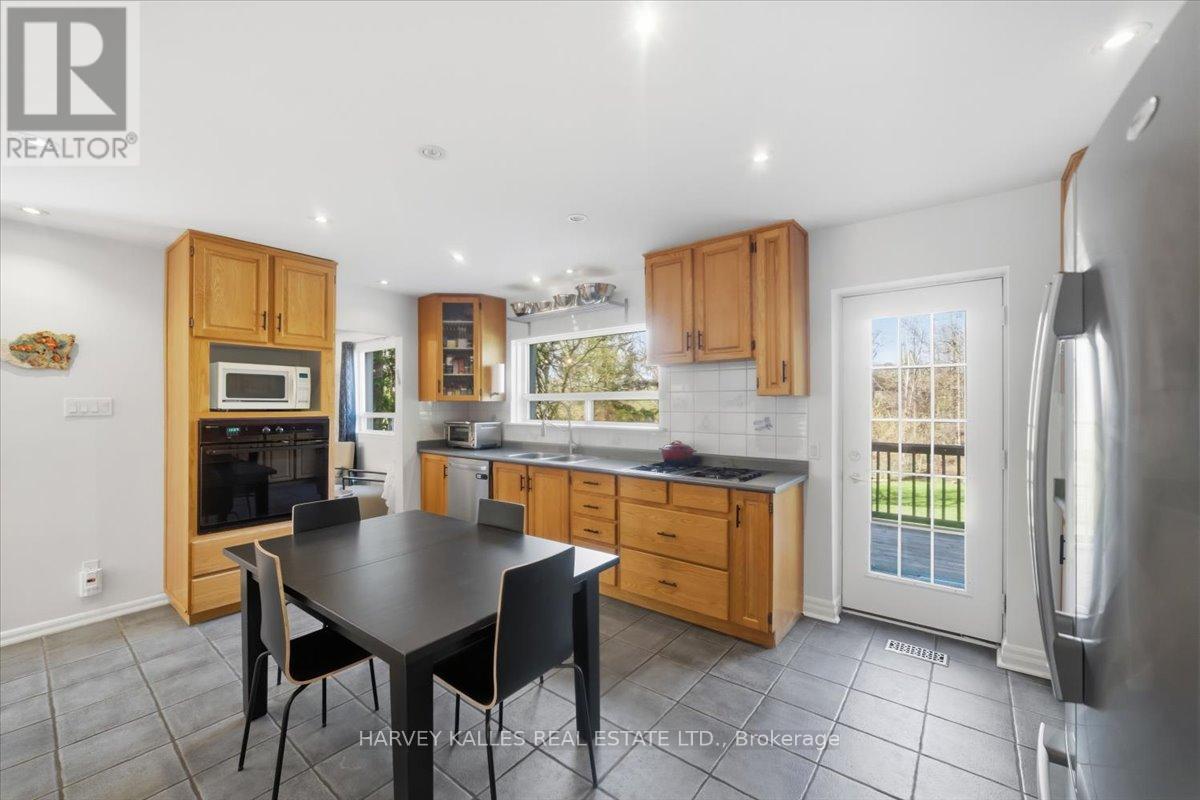 72 WALMER ROAD - 16