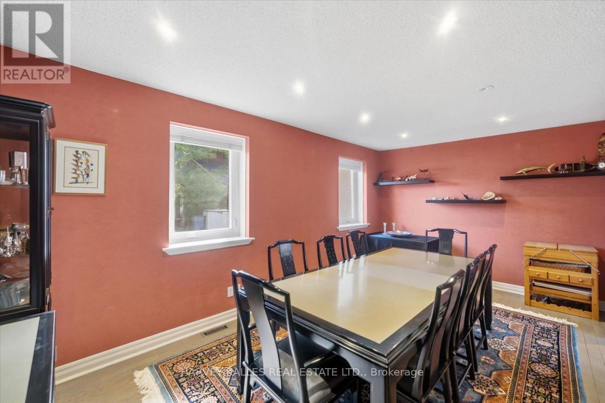 72 WALMER ROAD - 19