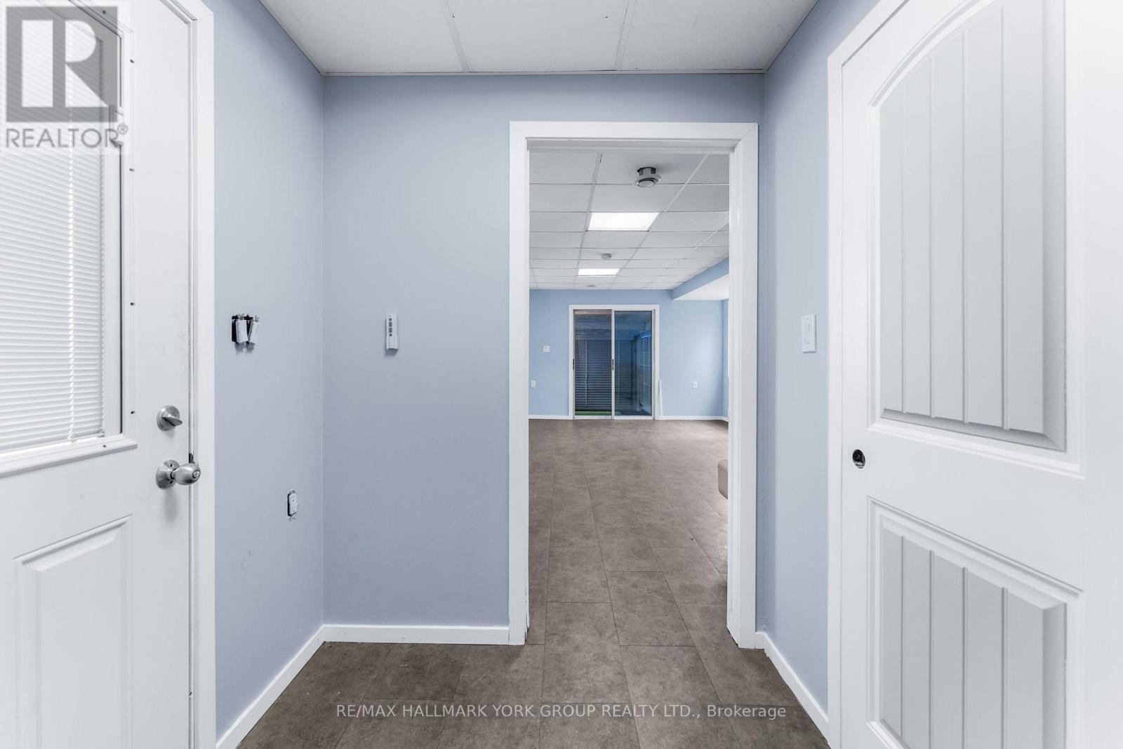 55 MALONE ROAD - 38