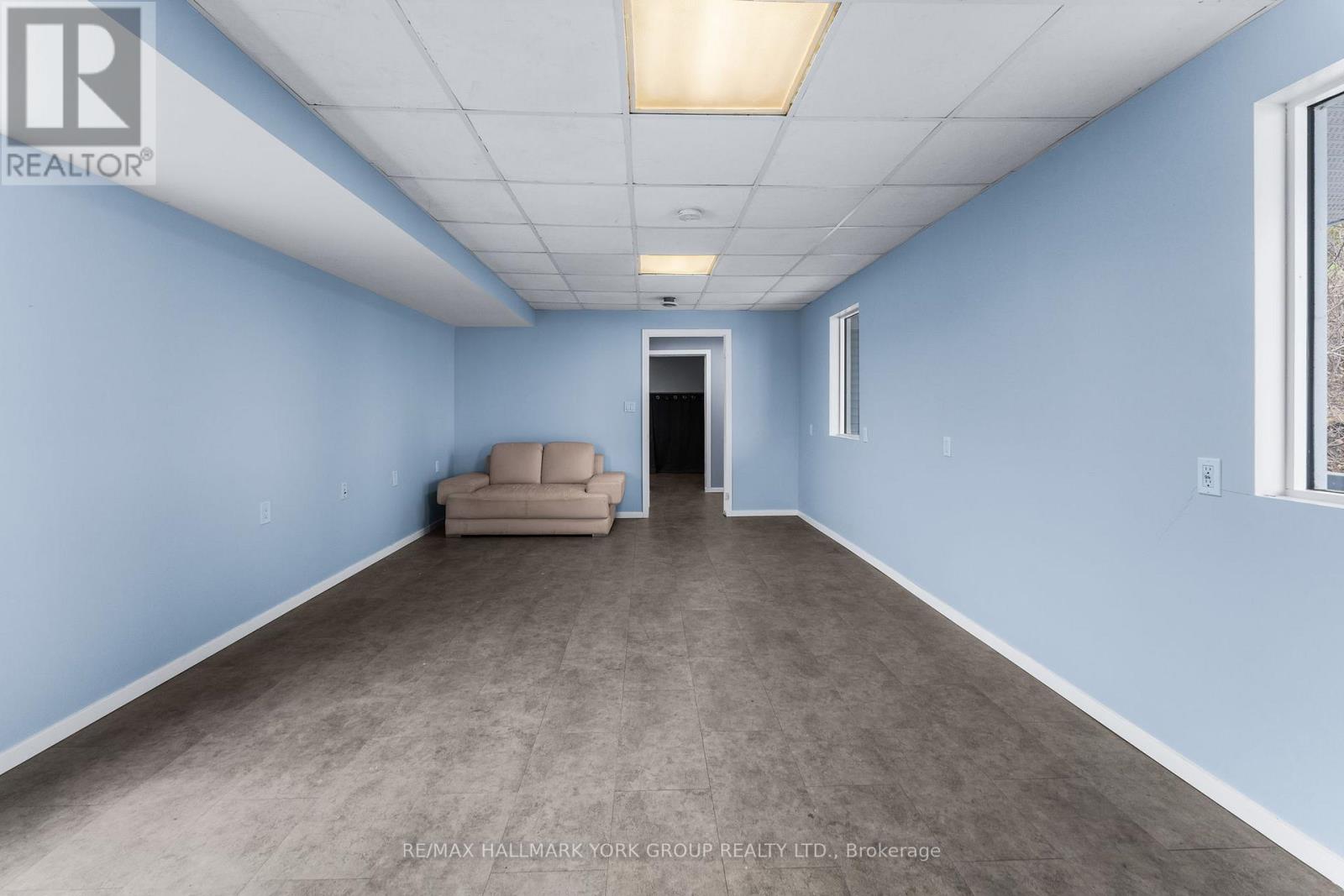 55 MALONE ROAD - 39