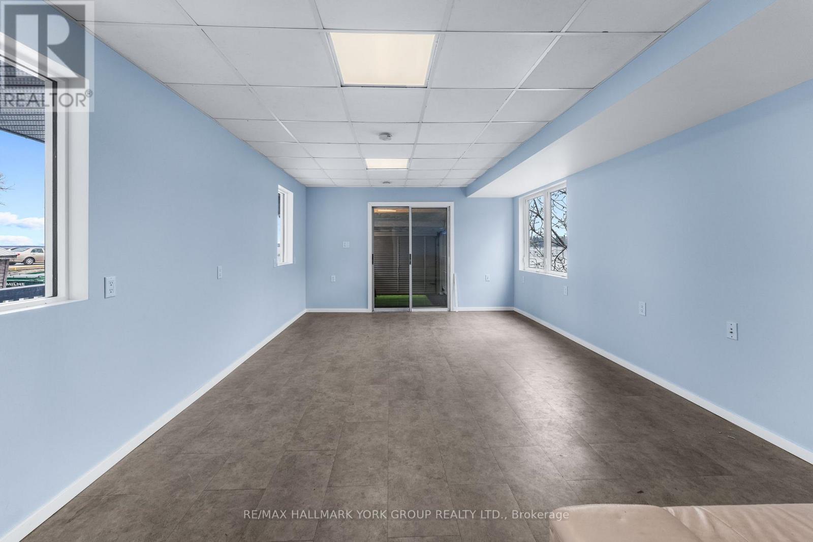 55 MALONE ROAD - 40