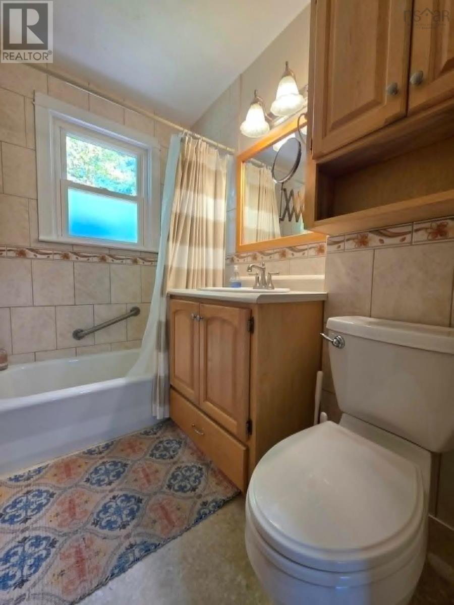 Property 21 of 40 of 61 Laurie Street