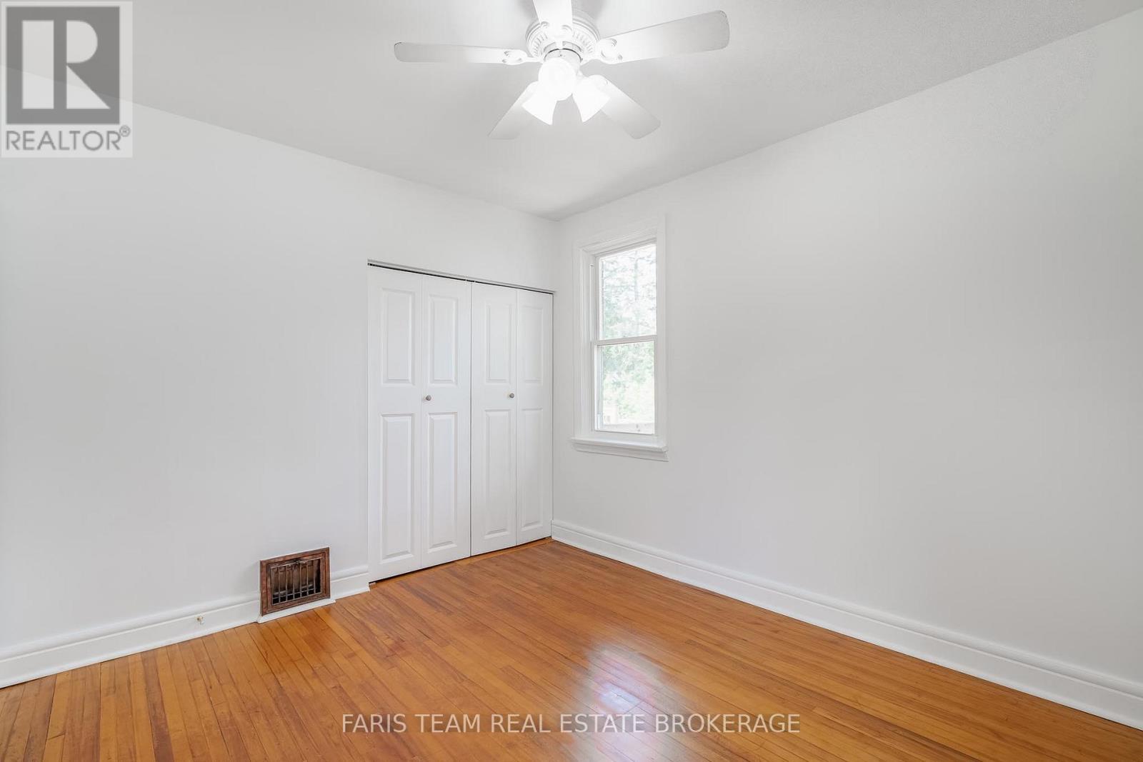 18 HOLGATE STREET - 15