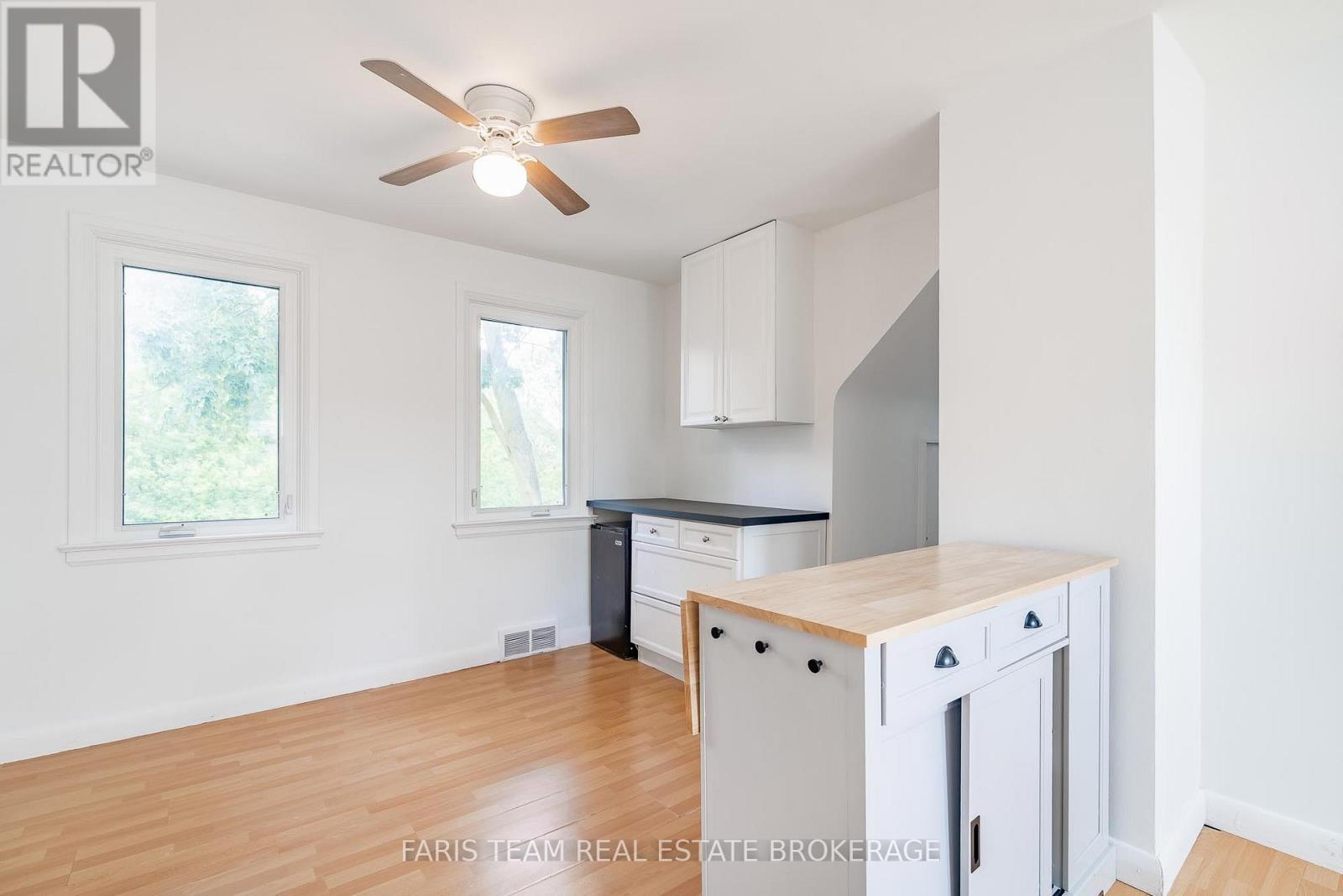 18 HOLGATE STREET - 23