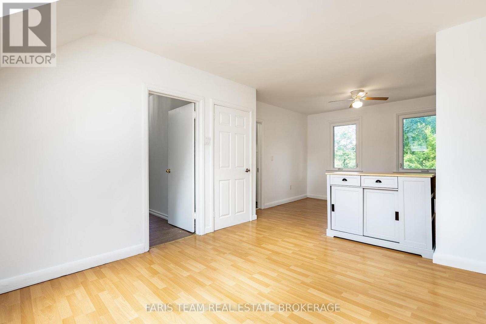 18 HOLGATE STREET - 25