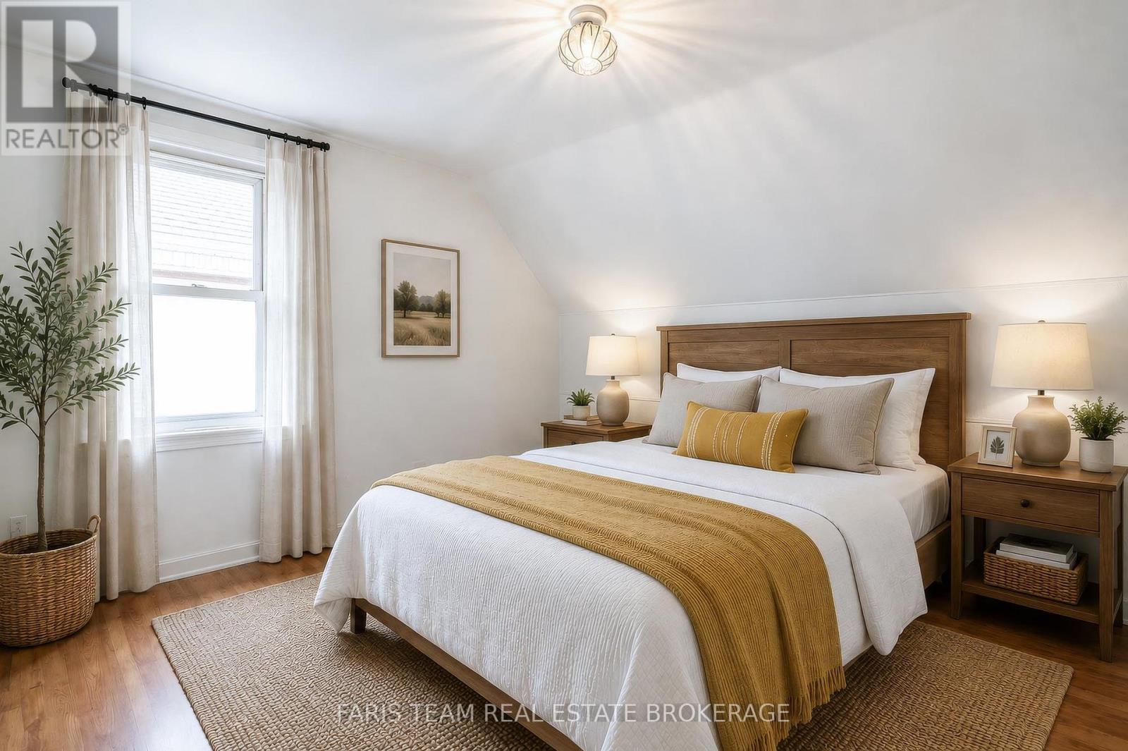 18 HOLGATE STREET - 26