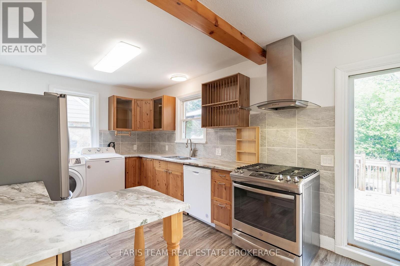 18 HOLGATE STREET - 5