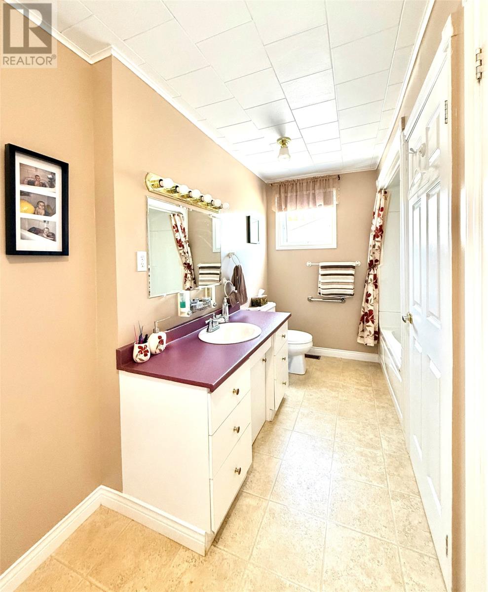 372 Main Road - 10