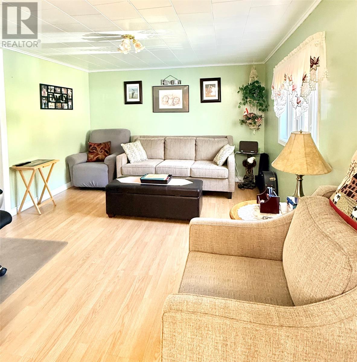 372 Main Road - 11