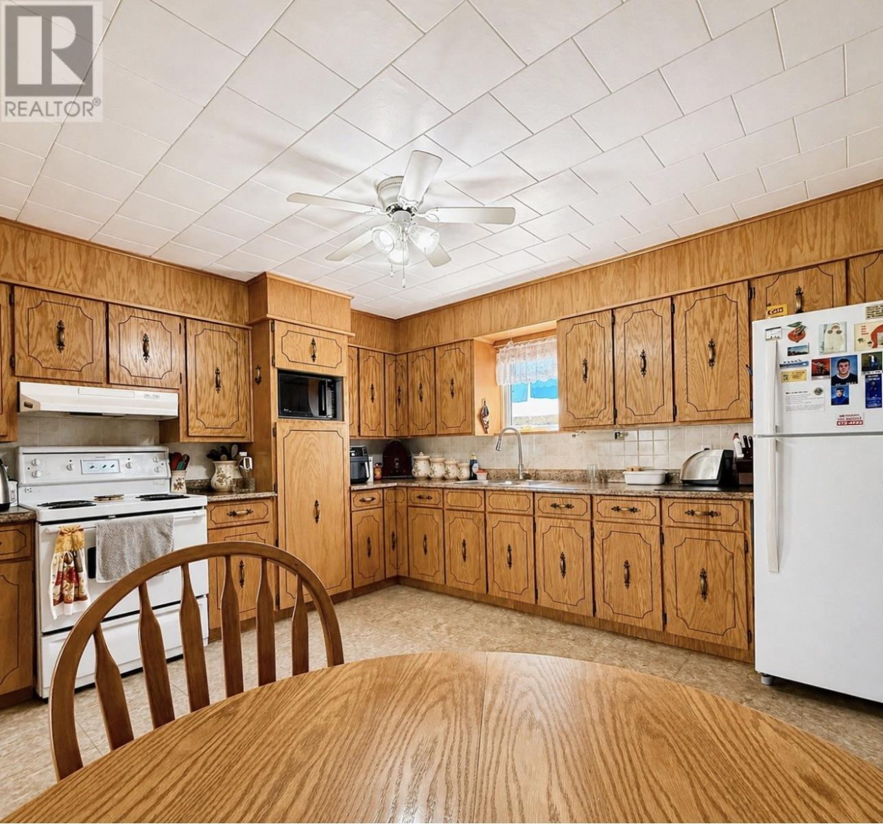 372 Main Road - 4