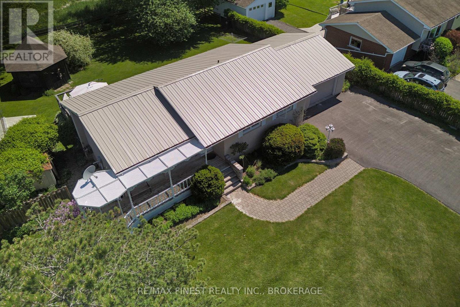 301 COUNTY RD 8 - 30