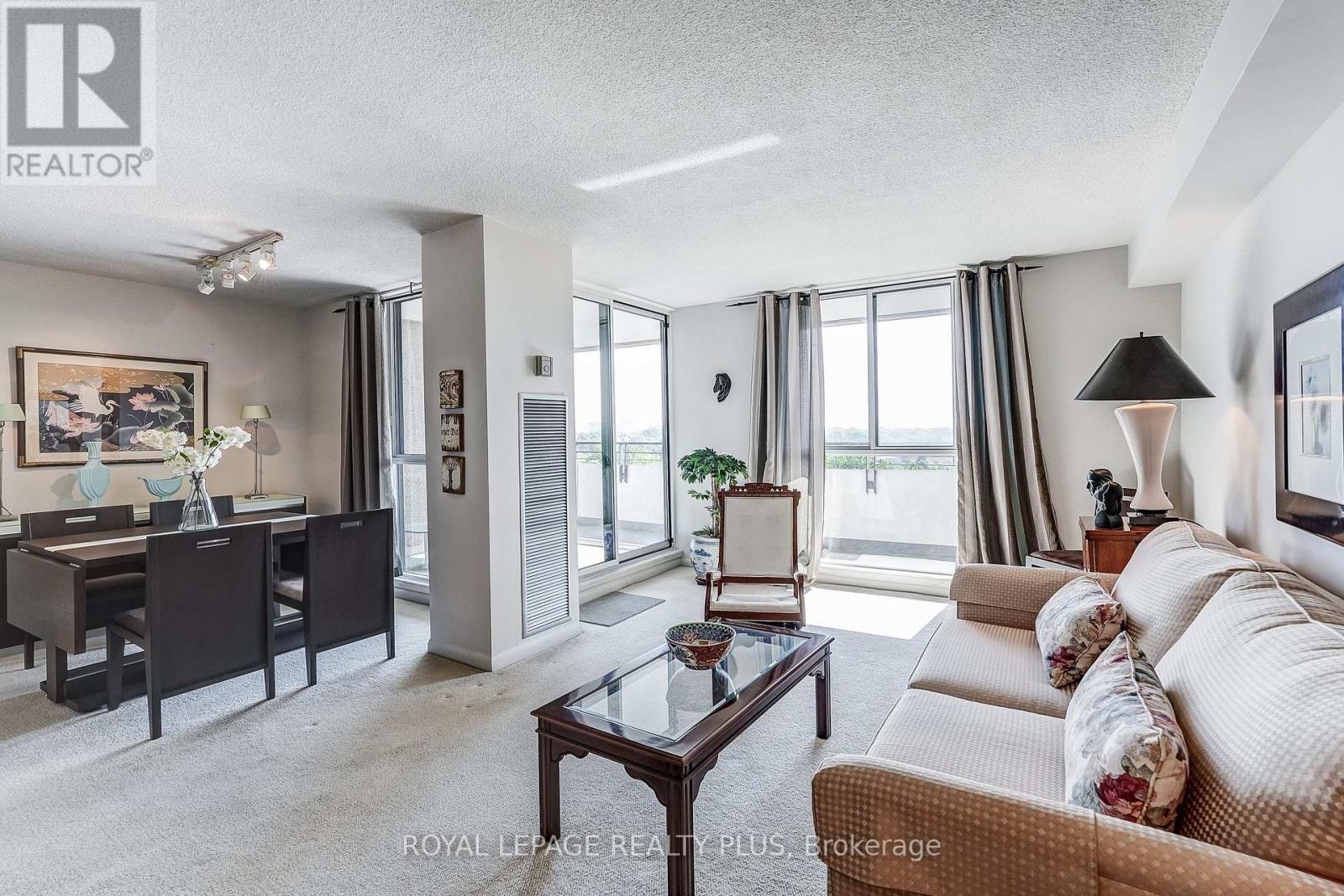 #906 1320 MISSISSAUGA VALLEY BOULEVARD - 11